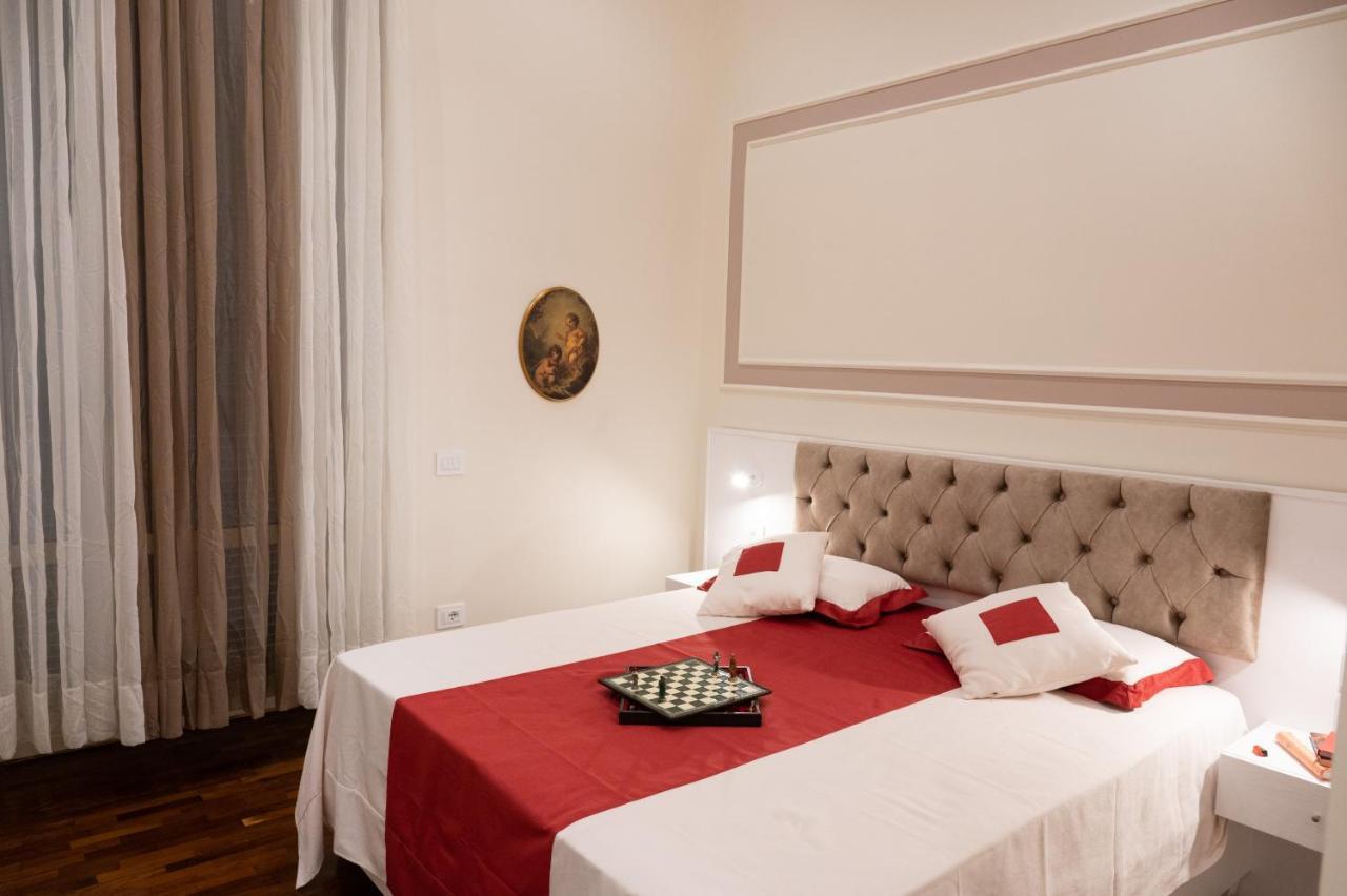 Hotel Bernini House Nápoles Exterior foto